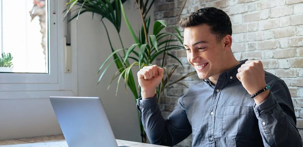 Why Professional Resume Services Are Essential for Your Job Search Success
